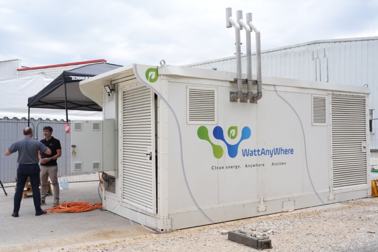 Read more about the article WattAnyWhere Validates Supermarket Microgrid Use Case at E.Leclerc Valdahon